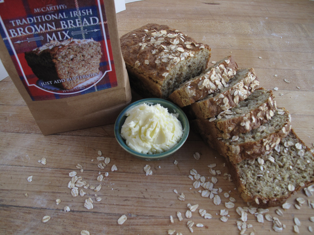 McCarthy's Traditional Irish Brown Bread Mix - 4 Packets - Click Image to Close