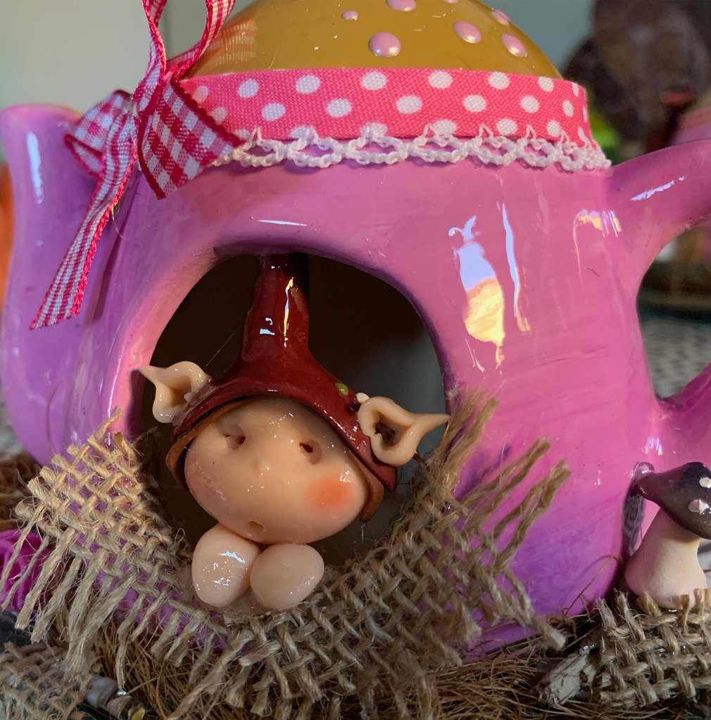 Fantasy Fairy Teapot Pink - Click Image to Close
